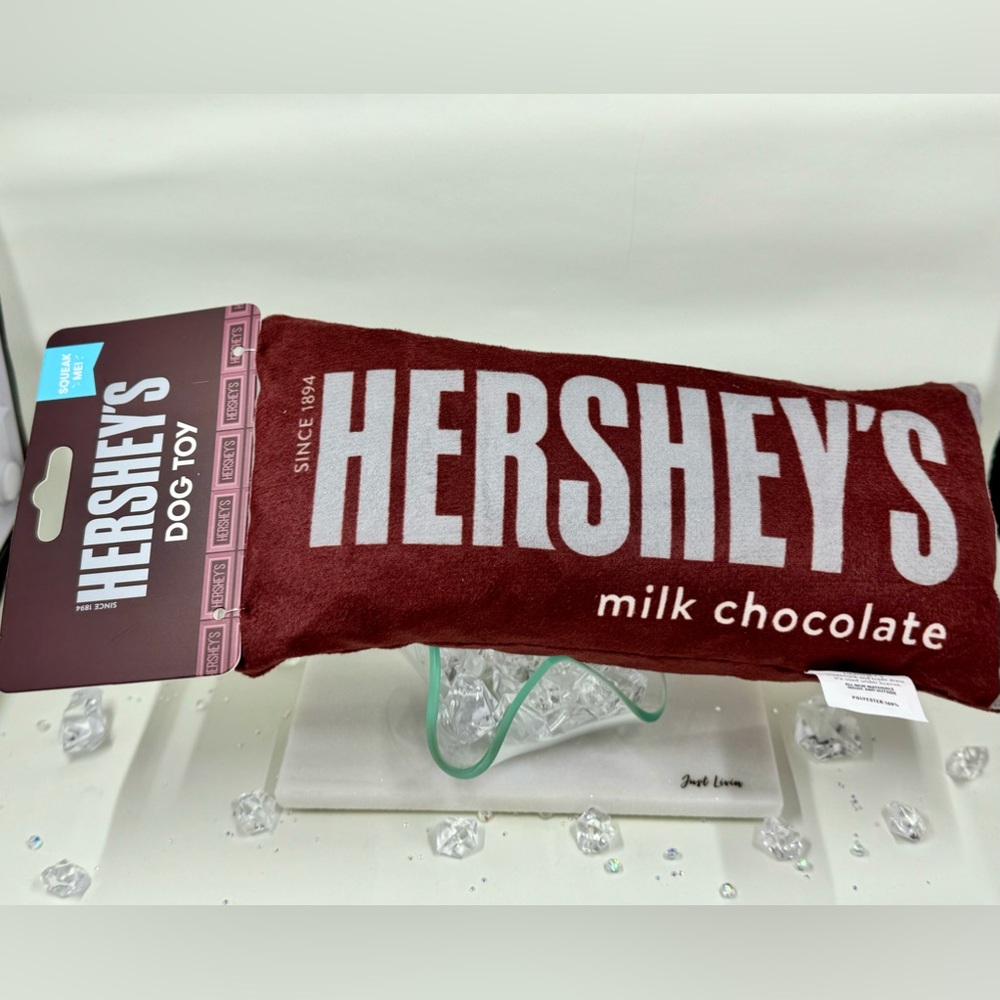 💋 Hershey Crackle & Squeaky Dog Toy - Picture 2 of 8